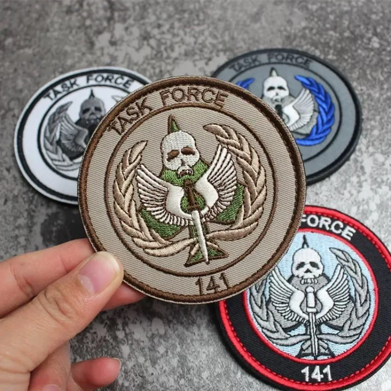 8.5CM/Task Force 141,Ghost Call of Duty 블랙 OPS 엠블럼 자수 아플리케 전술 패치 암밴드 배지, 후크 및 루프 패치