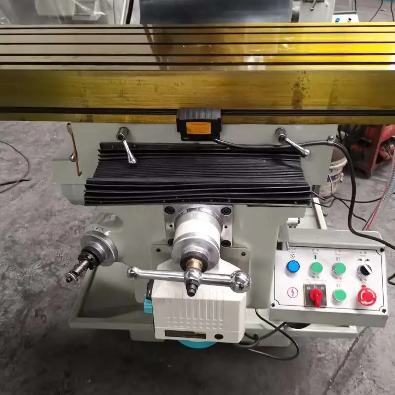 XQ6332 Vertical CNC Milling Hine Economical Reliable With Semi-Closed Design High Precision And Safe For Secure Work