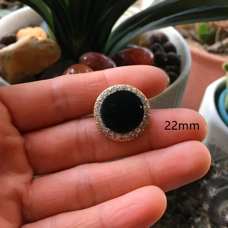 Cute Black Round Button Fancy Pearl Flower Button Small Crystal Decorative Button Shank Button Garments Accessory Button