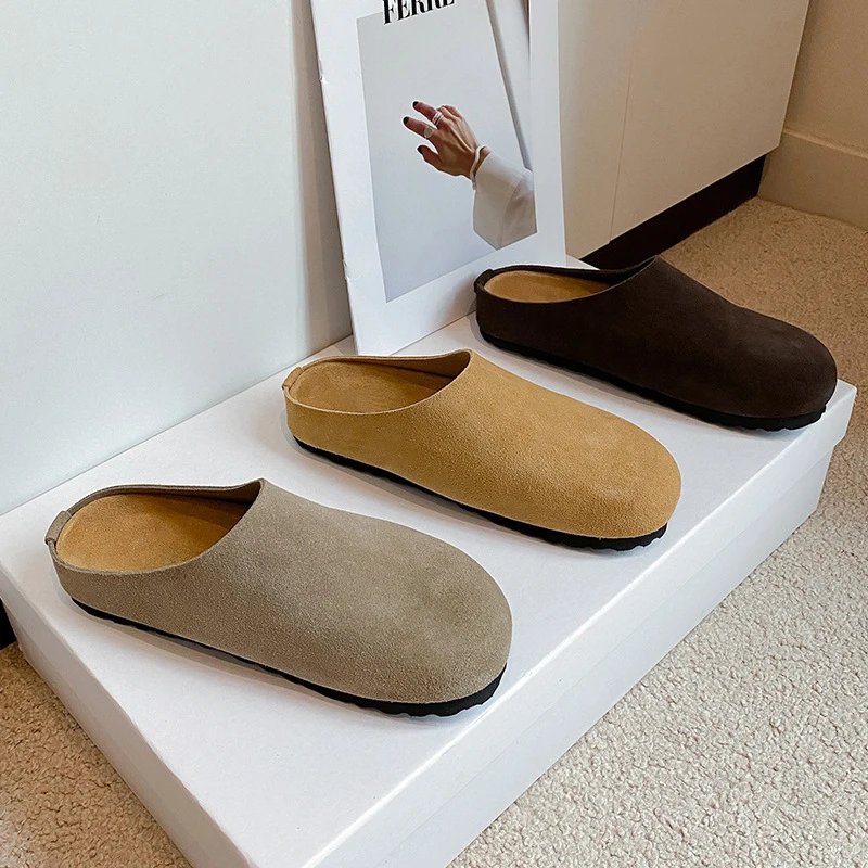 

Women's leather slip-on flat mules with thick soles and closed toe for outdoor wear,Arch-support German-style sandals