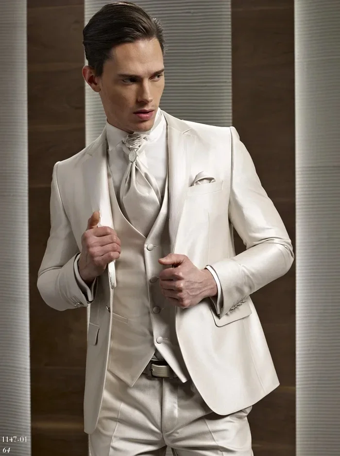 

Champagne White Satin Italian Men Suit High Quality Custom Prom Tuxedo Slim Fit 3 Piece Gentle Groom Blazer Sets Terno Masculino