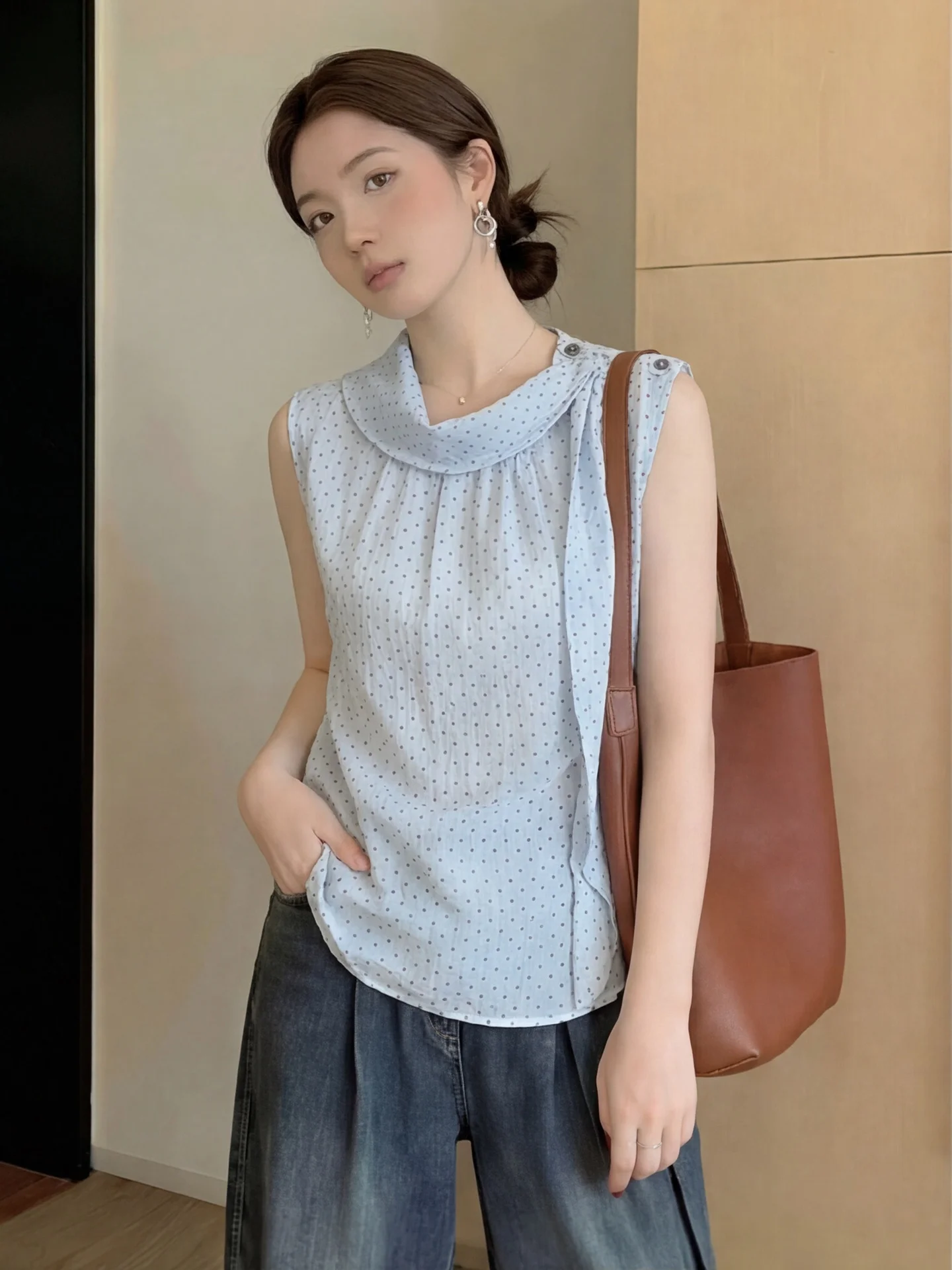 

Retro Polka Dot Sash Sleeveless Shirt Women's Summer New Gentle Slim Fit Small Pose Top Korean Style Breathable Skin-Friendly