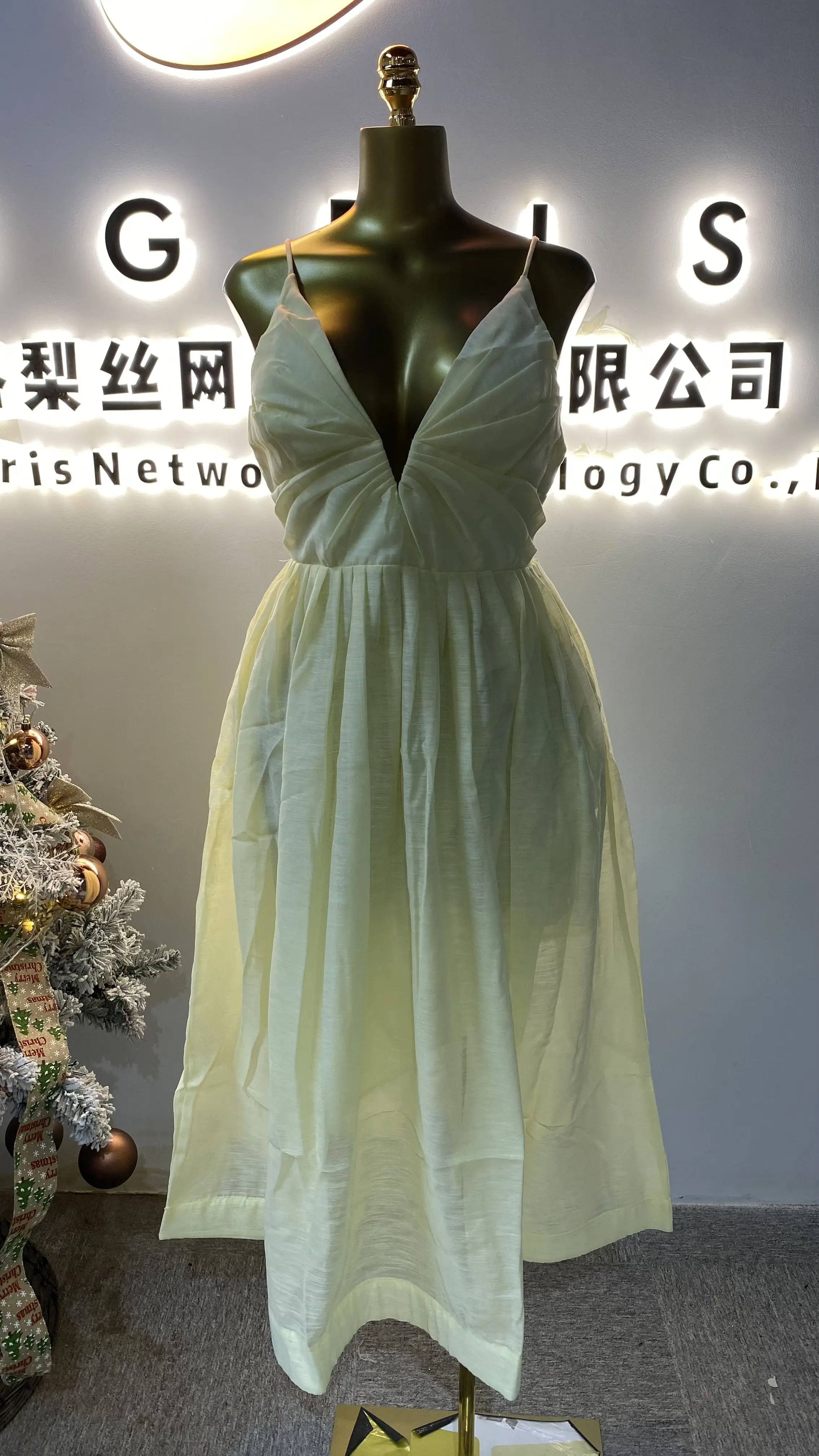 

2025 Luxury Formal Women Elegant Ladies Party Sexy Sleeveless Insert Slip Dress-GZMM450