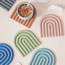 Thickened Kitchen Casserole mat Rainbow Silicone Table Mat Coaster Hot Dishes Potholder Placemat Heat Resistant Pan Pad Cup Mat
