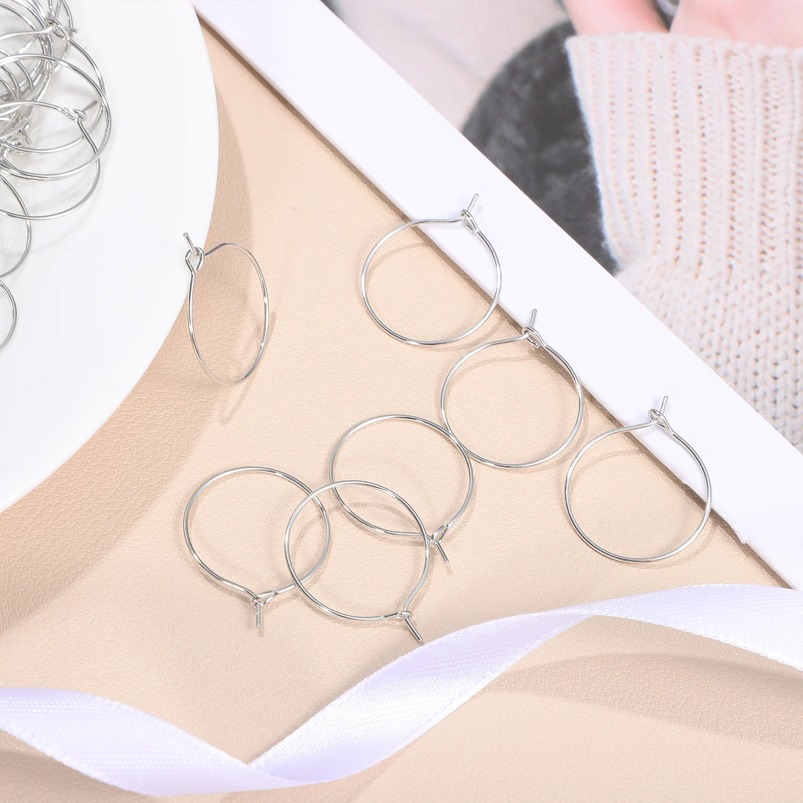 

Silver Earring Jewelry Making Lightweight Alloy Round Earrings Hoops Round Circles Charms Beads Pendants Gifts
