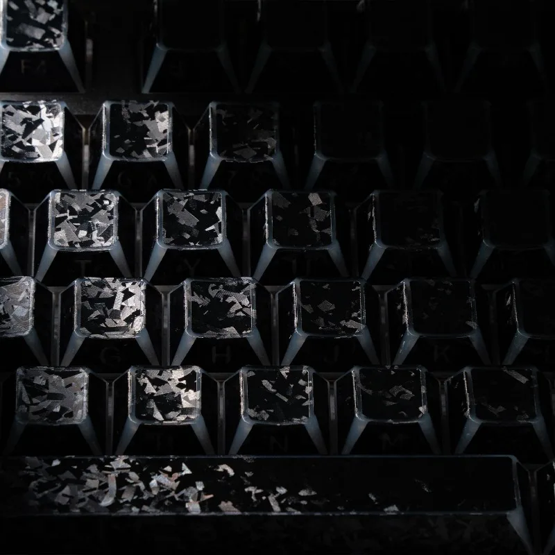 Side engraved translucent adaptive magnetic axis mechanical keyboard 60-108ev63 carbon fiber pattern