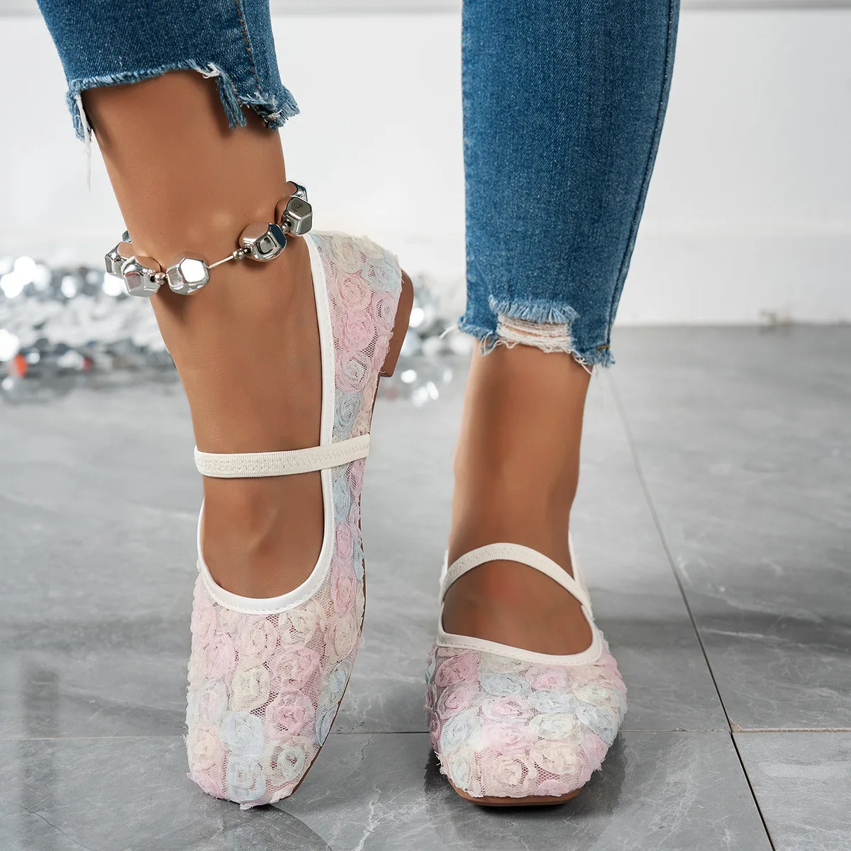 

Gentle Style Lace Mary Jane Shoes for Women Square Toe Rose Design Sweet Girl Versatile Flat Dress Shoes