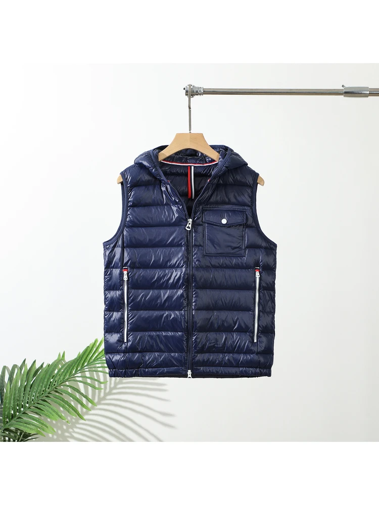 

MenuiCard Series Lightweight And Warm 90 Du down Hooded Men's Vest Faionable Stand Fit Youth ular Winter Apparel