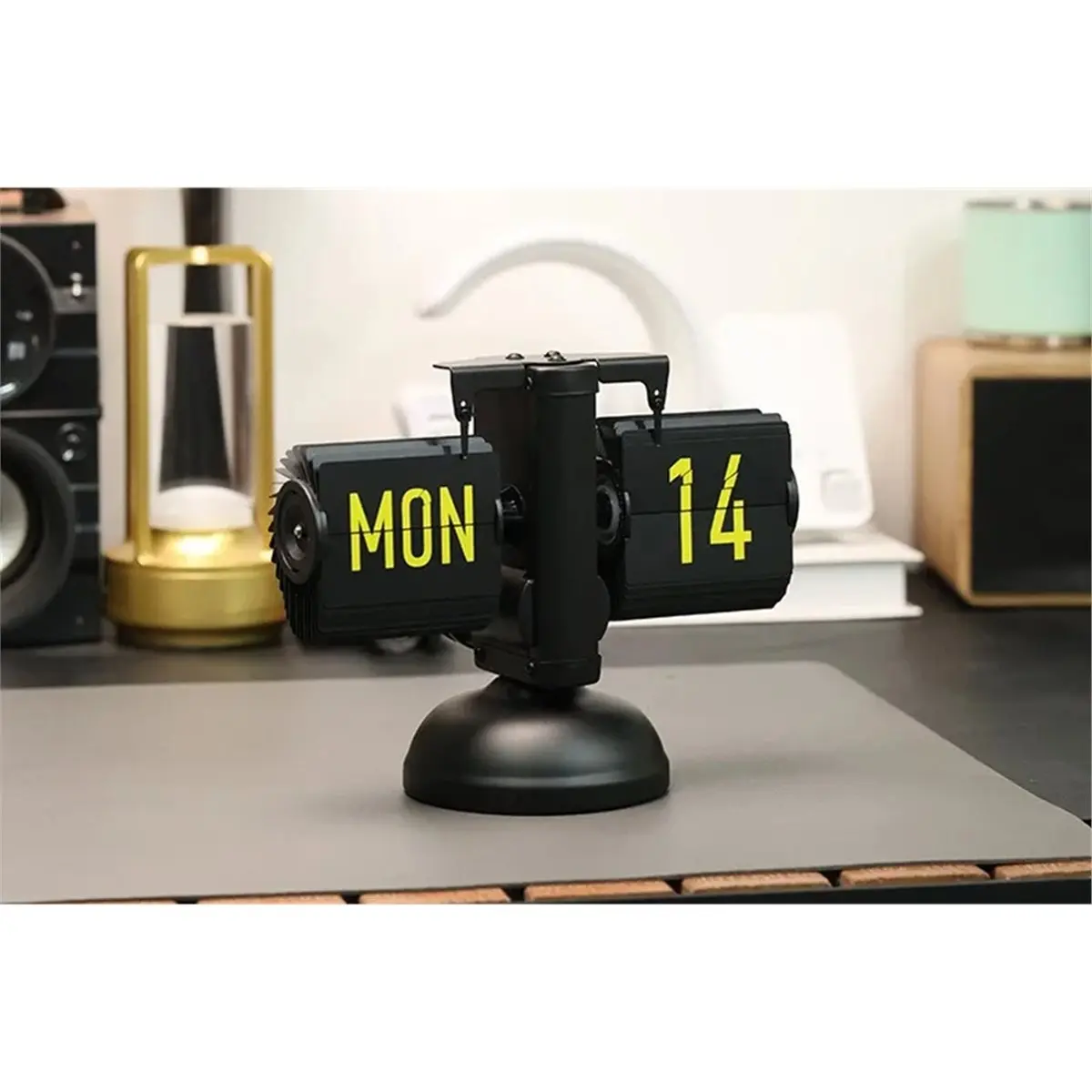 Vintage Flip Clock-Automatic Mechanical Desk Clock with Calendar&Week Display Retro Home Decor for Living Room & Office