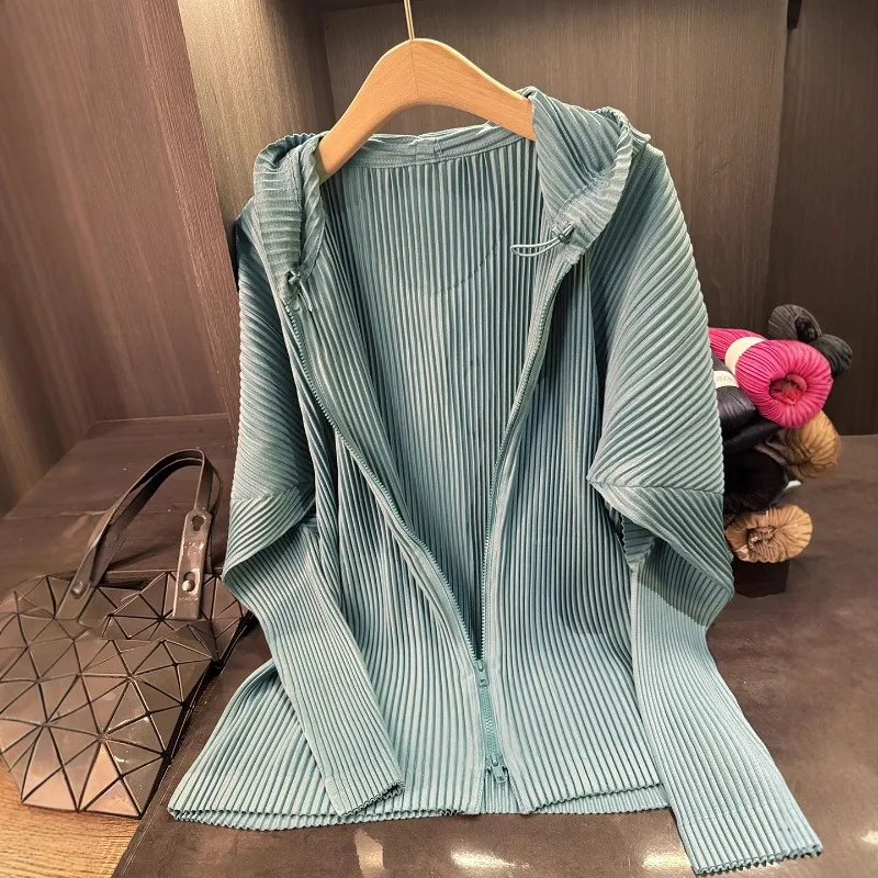 Miyake Geplooid Rits Vest Jas Dames Met Capuchon 2025, Herfst Nieuwe Veelzijdige Casual Geplooide Effen Kleur Dunne Blouse Dameskleding