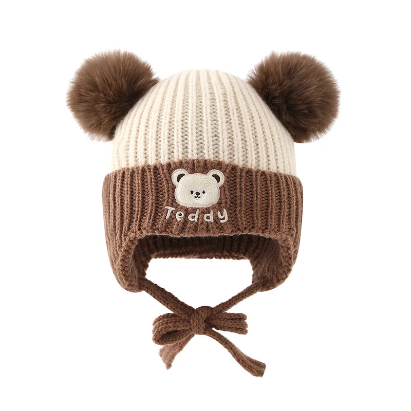 2025New otoño e invierno sombreros de punto para niños lindo bloque de Color oso tejido cálido sombrero con protección para los oídos para niños y niñas
