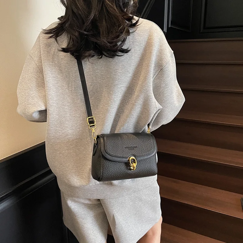 

Fashion Crossbody Bag for Women - Soft Leather Minimalist Versatile Shoulder Bag Retro Work Small Square Bag