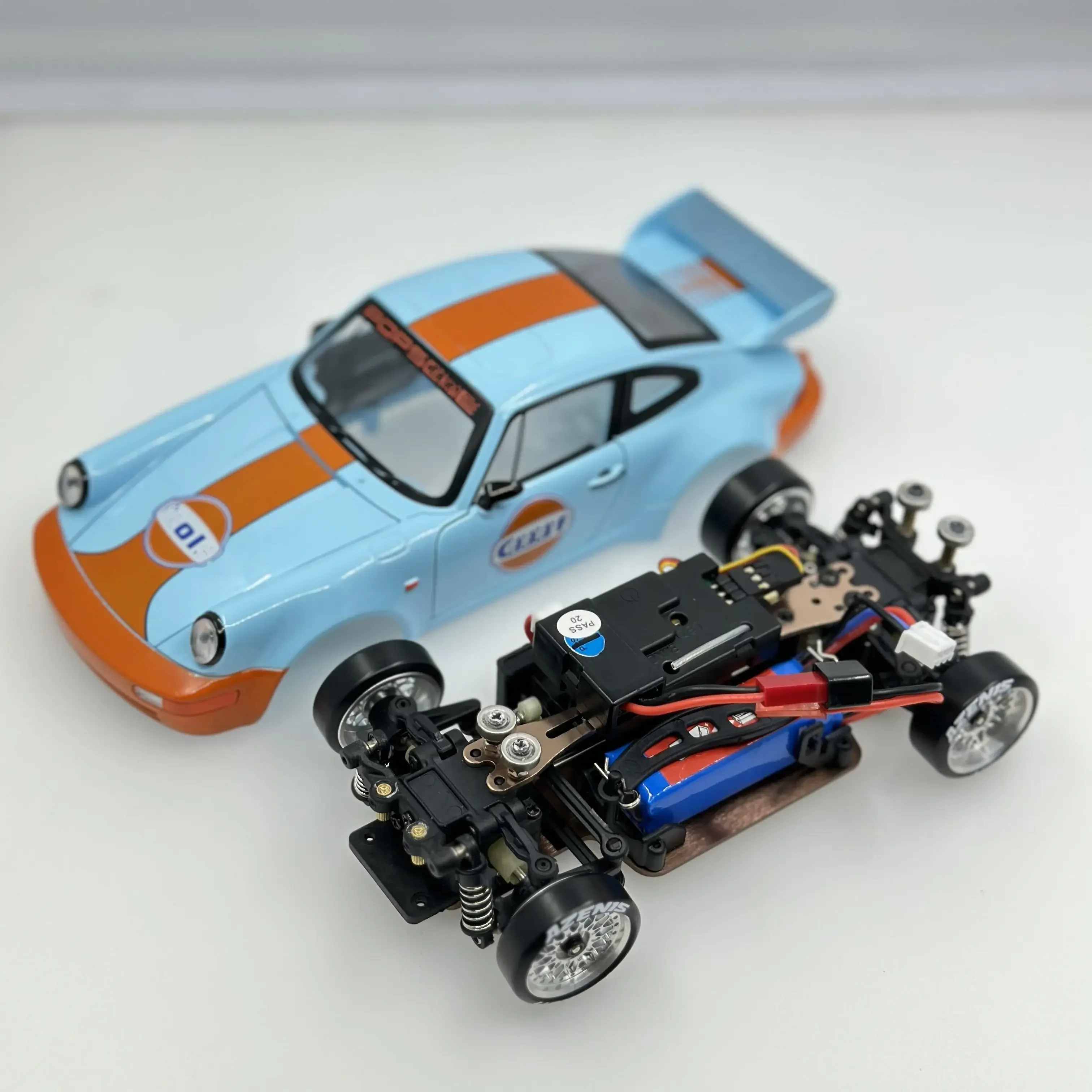 RC Car 1/28 WLtoys K969  2.4G Remote Control AWD Offroad Race Car 30KM/H  Drifting  Toys with alloy car shell