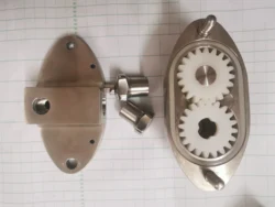 Pump with Gear replacement for Ice Cream Machine Spare Parts Fits Carpigiani with a set of pump body and  2pcs Plastic Gears