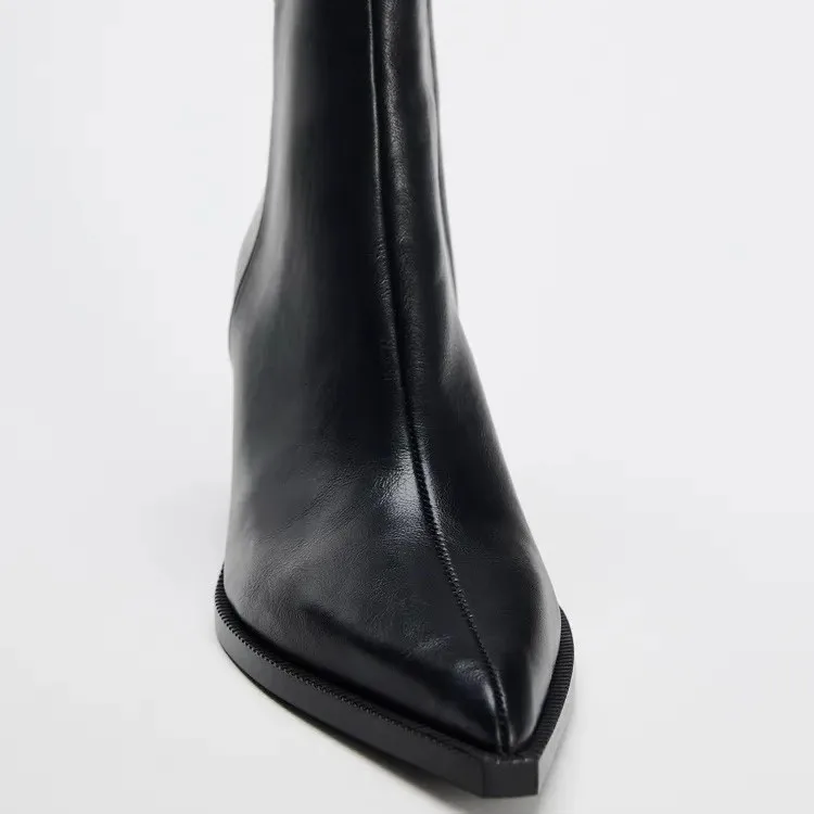 Thumbnail 3 - #9 Ranked Block Heels Picks in 2026