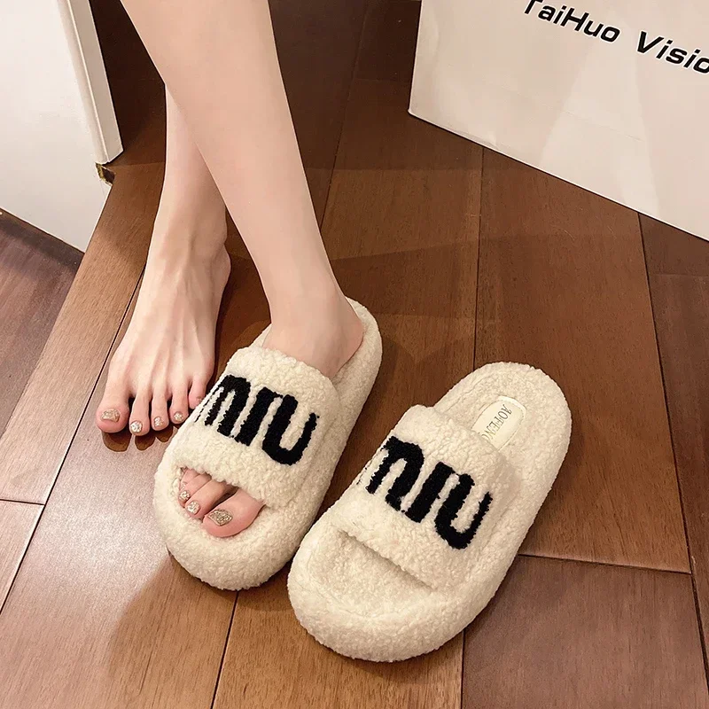 Women One Word Thick Fur Slippers Double Fur Flip Flops Home Cotton Shoes for Women Plush Slippers Femme 2024 New Autumn Winter