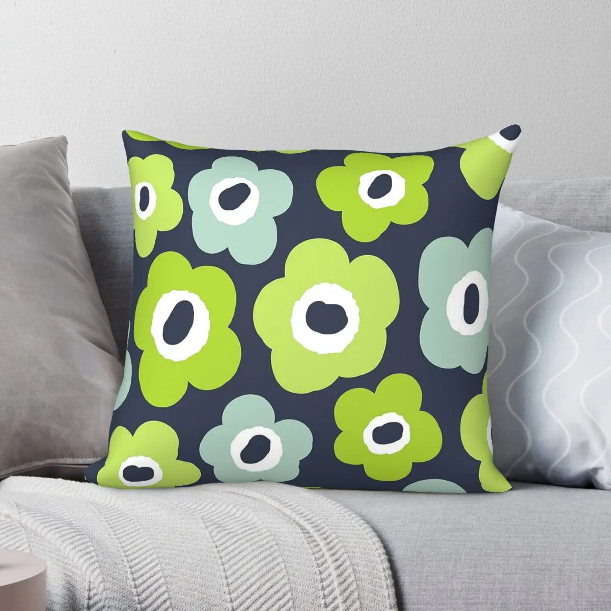 Iconic Scandinavian Floral Green Blue Square Pillowcase Polyester Linen Velvet Pattern Zip Pillow Sofa Seater Cushion Cover