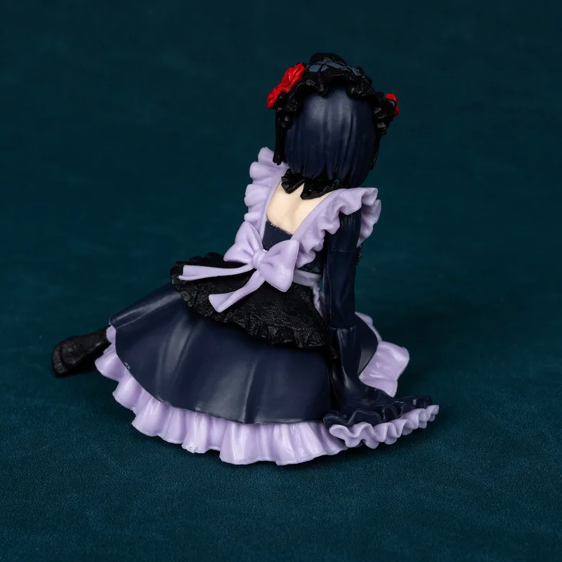 チェンジングドール 恋に落ちる 黒江雫 フィギュア 座りポーズ かわいいアニメ PCケースモデル オーナメント 絶妙な誕生日プレゼント