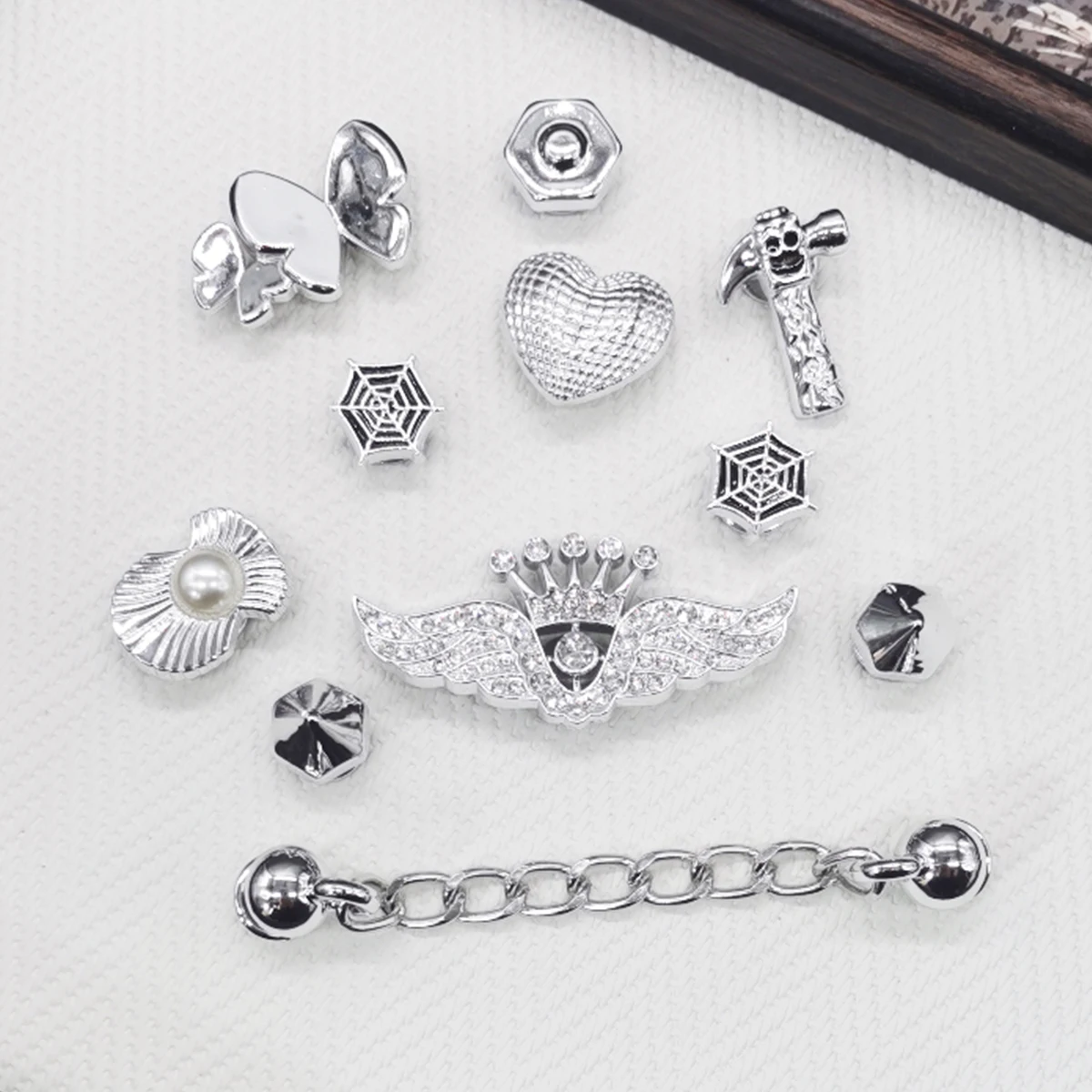 11PCS Butterfly Heart Shoe Charms DIY Chain Accessories Bling Crown Wings Clog Shoes Buckles Decorations Removable Shoe Clips