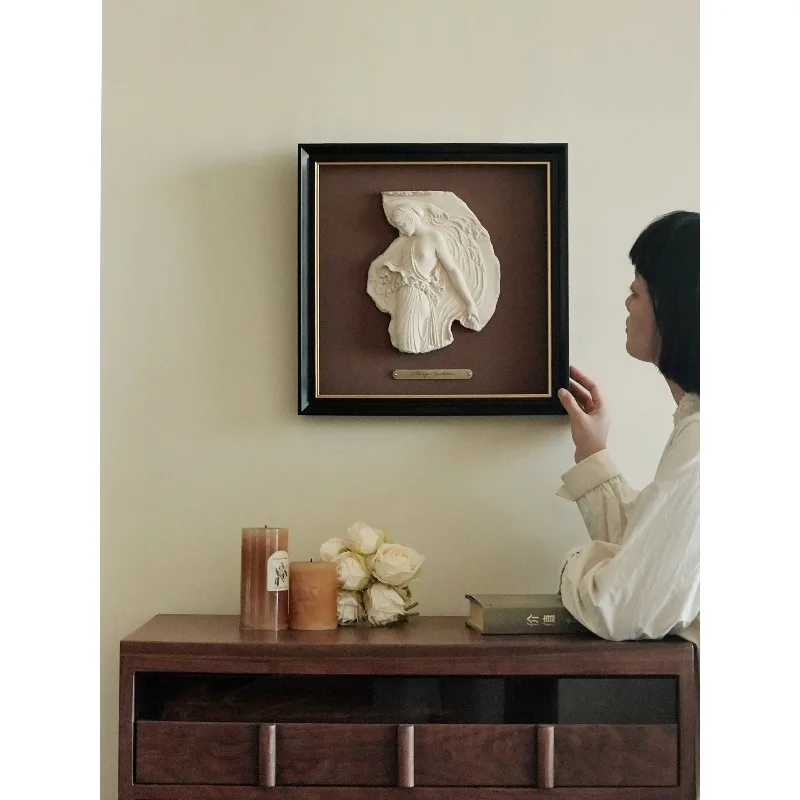 Mountain Aesthetics [Unbounded Beauty] Classic Medieval French Sandstone Sculpture Art Painting Retro Three-dimensional Sculptur