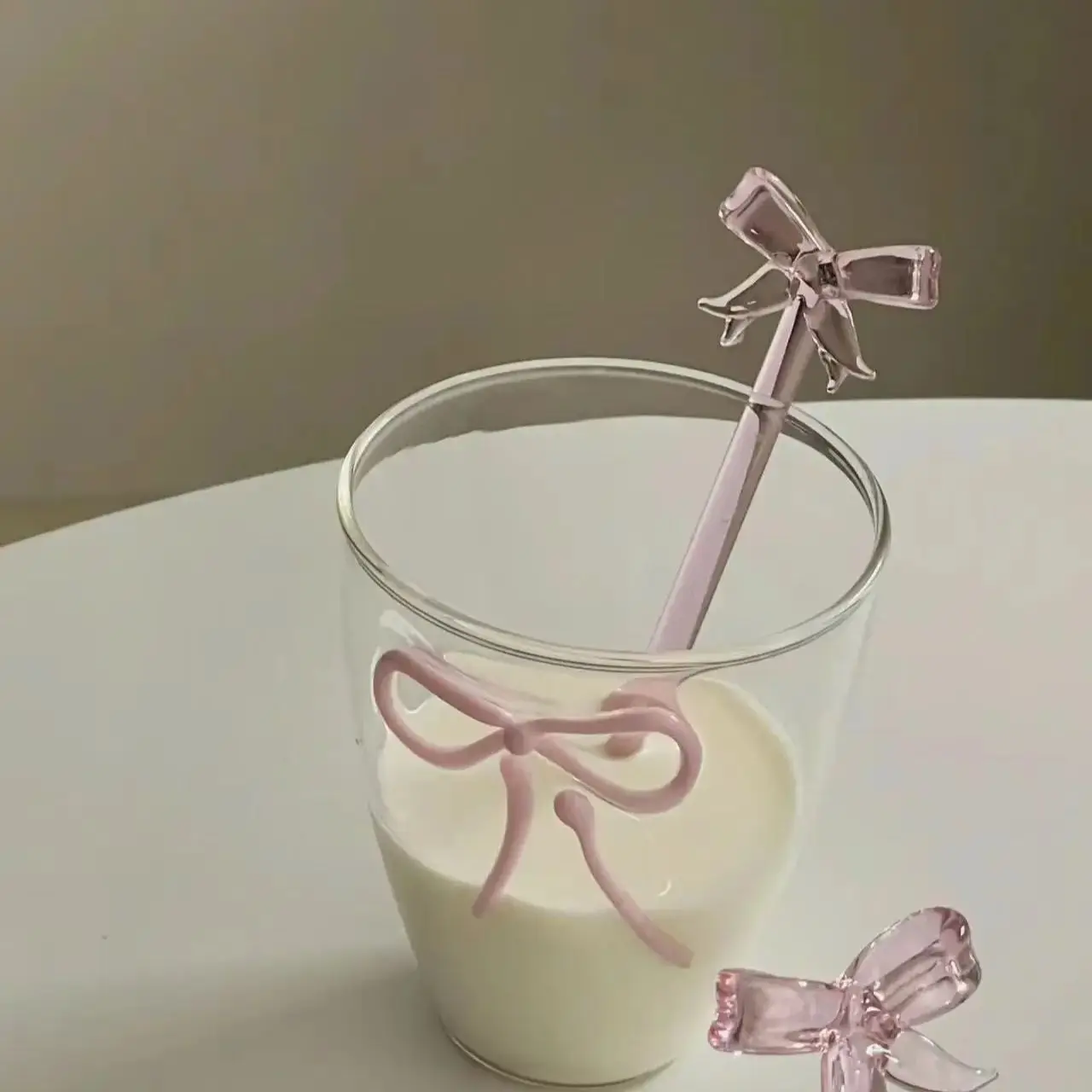Creative Bowknot  Handle Milk Dessert Ice Cream Spoon High Temperature Stained Glass Spoon Household Coffee Mixing Spoon