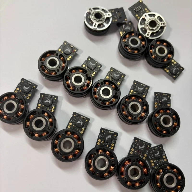 

Original For Mavic 3 Gimbal Yaw Motor Replacement Accessories PTZ Y-Axis Motor Repair Parts 95% New
