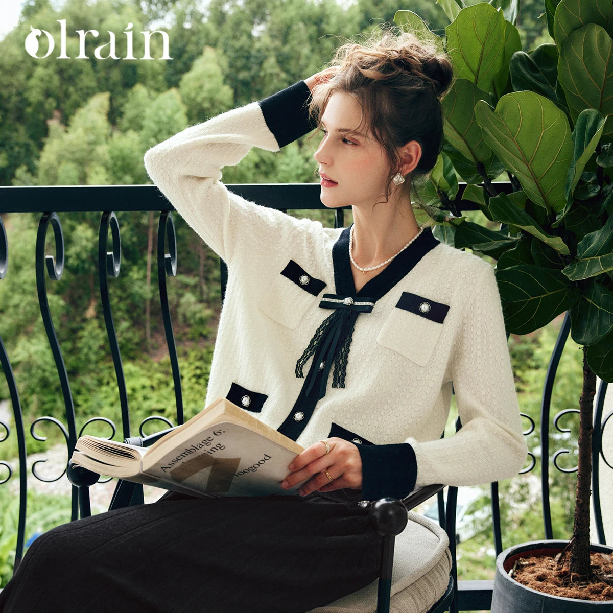 

OLrain Elegant Women Cardigans 2025 Autumn French White Knitted Jackets Contrast V-neck Long Sleeve Tops for Woman O22QM63386