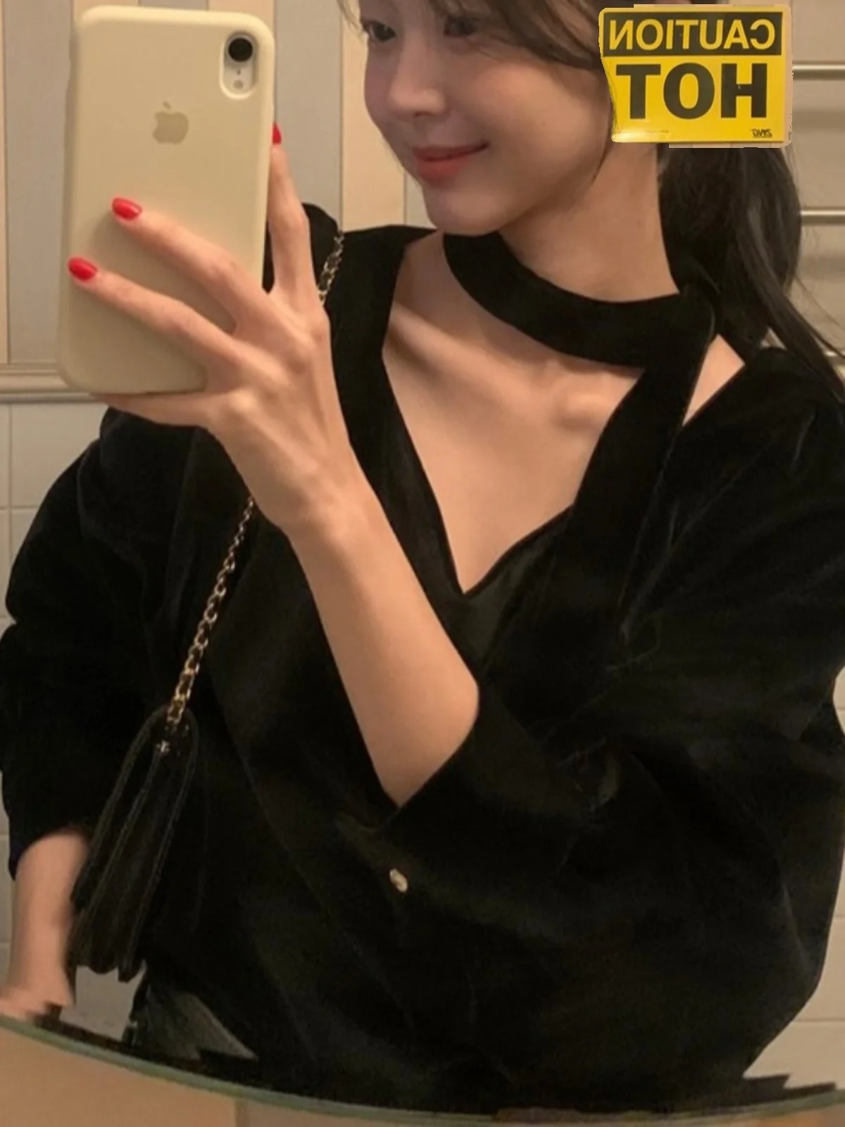 

Ele Velvet Long Sve V-Ne Bla irt Women's Faion Design Sense High-End Feel Commute Korean Sle Loose Fit irt