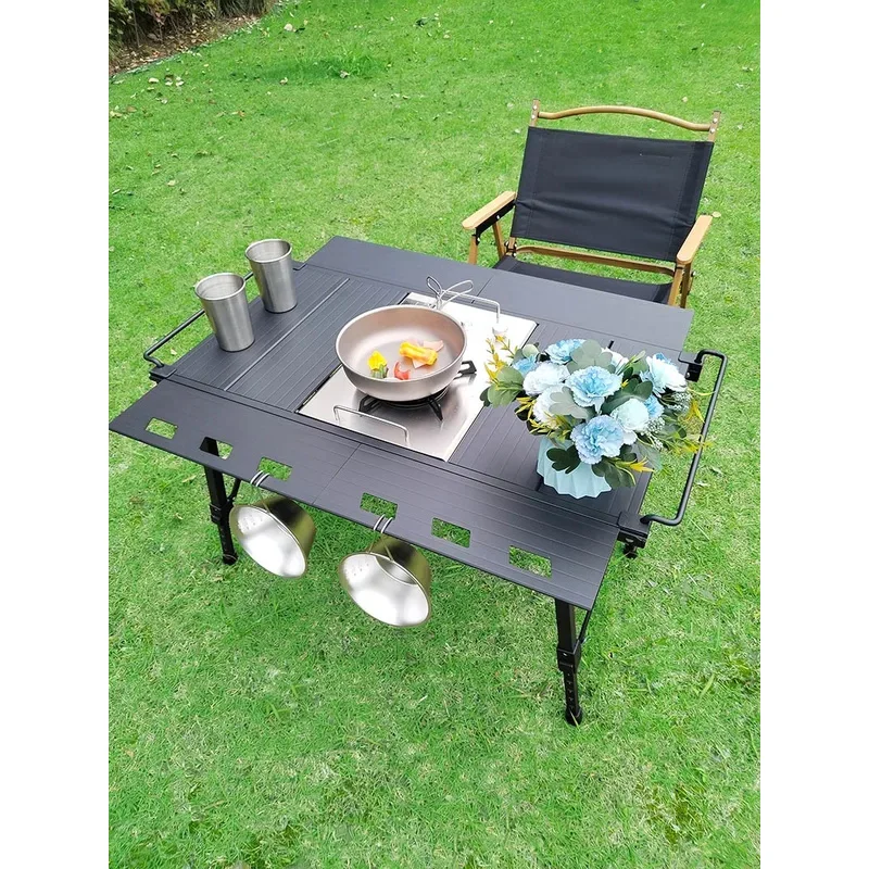 Рисунок 4 - Легкий походный стол Lohascamping