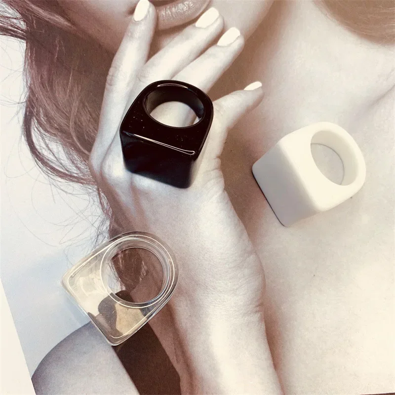 Vintage Geometric Square White Black Color Resin Big Finger Rings for Women Fashion Transparent Acrylic Ring for CoupleWholesale image 5