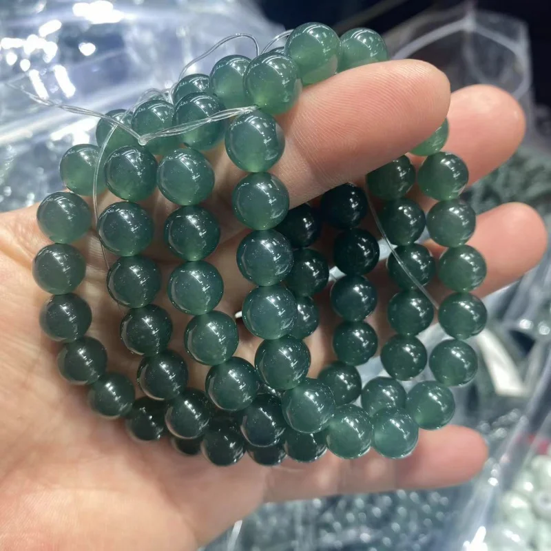 Natural blue water Emerald round jade pendant high moisture clean and beautiful Factory Direct Sales