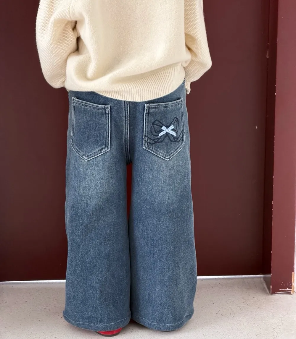 

kids clothes girls Velvet denim jeans Warm jeans Bow pattern pocket loose jeans teen girl clothes boys pants