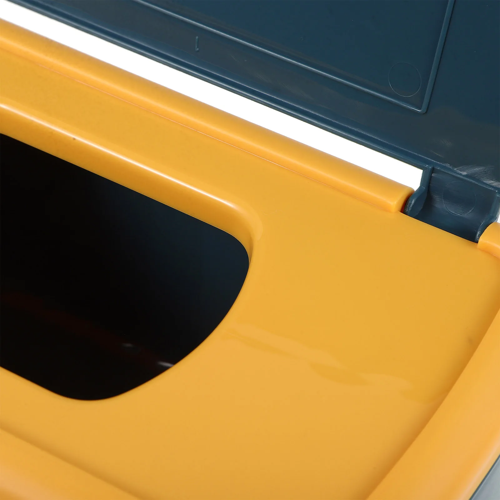

Dustproof Tissue Box Wipes Dispenser Large Orange Plastic Container Baby Wipes Storage Living Room Bathroom Accessories Reusable