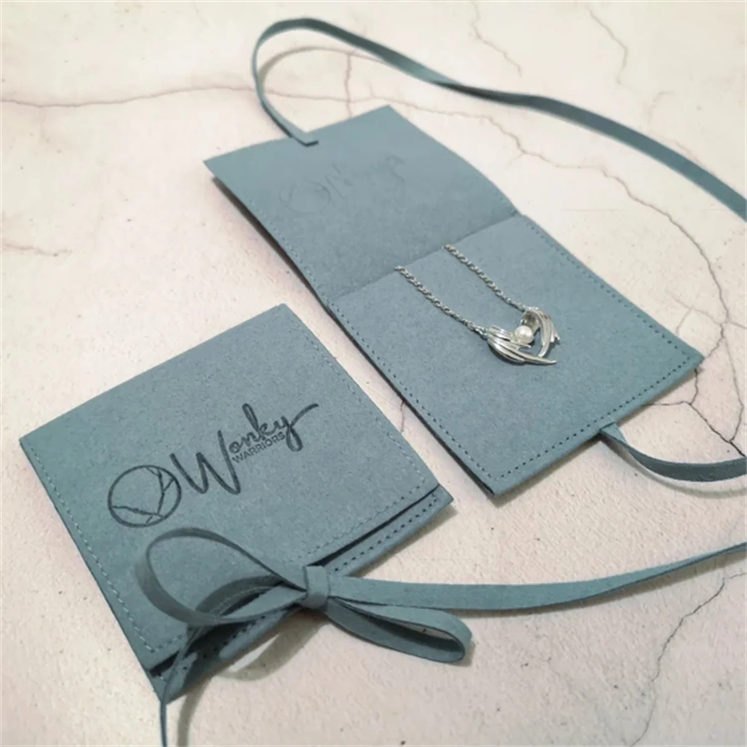 50 Custom Jewelry P…