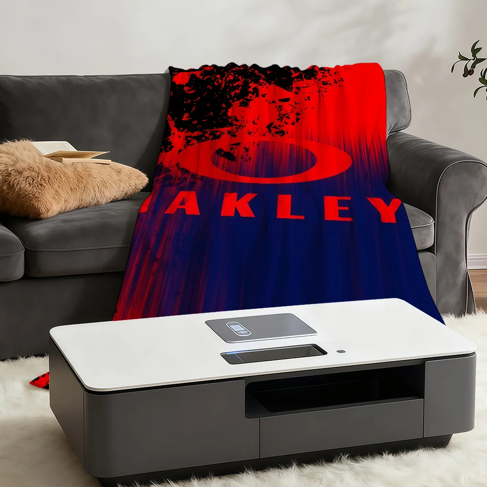 O-OakleyS-ES Logo Blanket Throw Super Cosy Plush Living Room Sofa Couch Childish Birthday Gifts