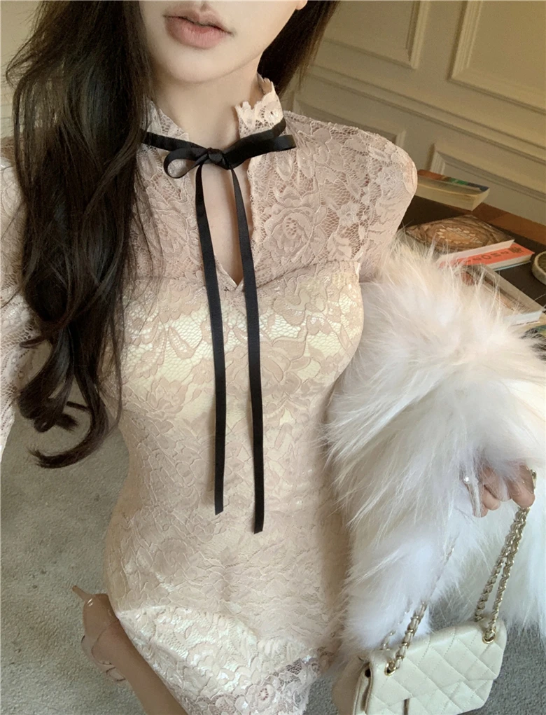 KUSAHIKI Retro Sexy Elegant Slimming Lace Long Sleeved Dress Spring Autumn Spicy Girl Buttocks Wrapped Mini Vestidos for Women