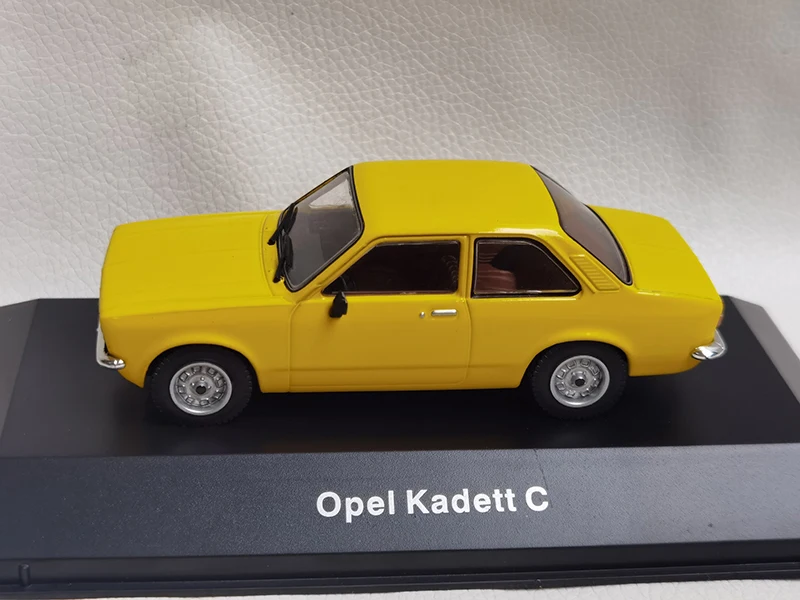 IXO Diecast 1:43 Scale OPEL KADETT C Alloy Car Model Toy Collectible Ornament Souvenir Toys Cars