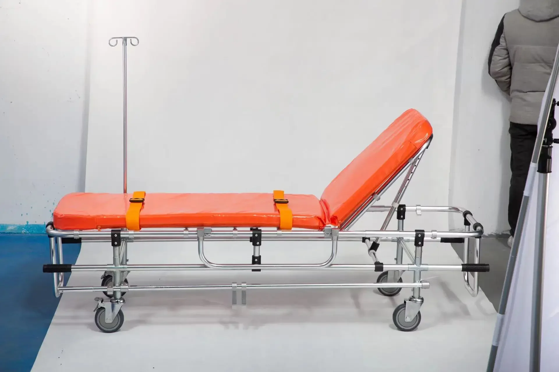 Hospital Ambulance Stretcher Bed Trolley Compatible Medical Furniture Non-magnetic Stretcher Bed For MRI Room