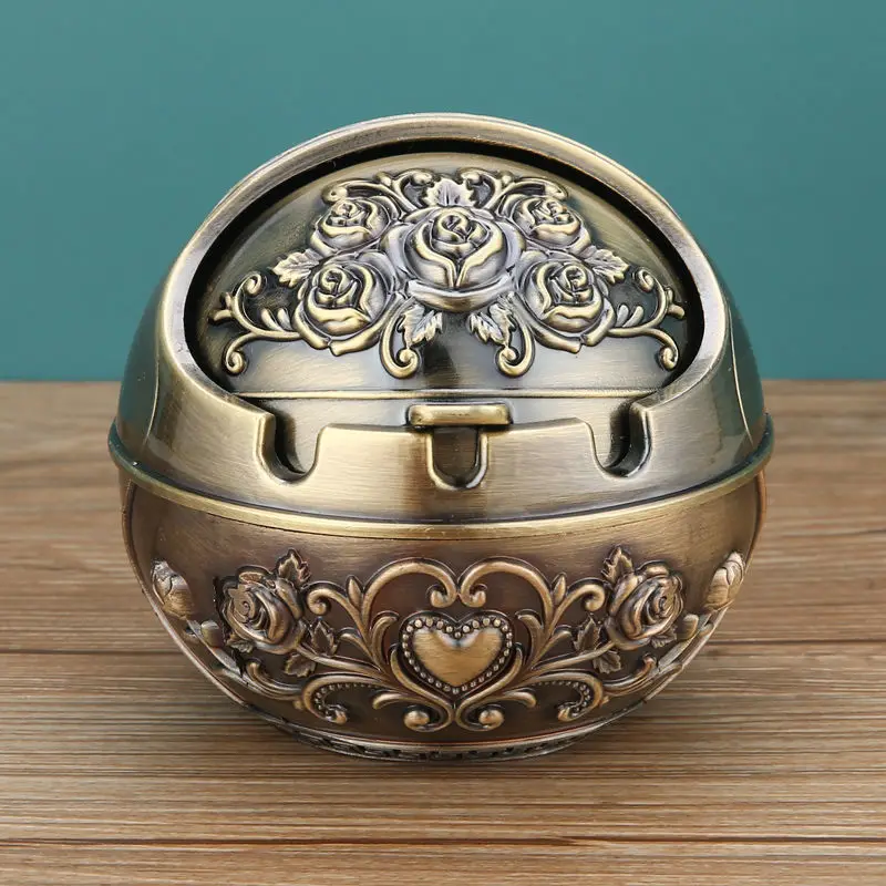 

Personalized Ashtray with Lid Creative r Anti-fall Windproof Ashtray Home living Room Tea Room Table Decoration Birthday Gift