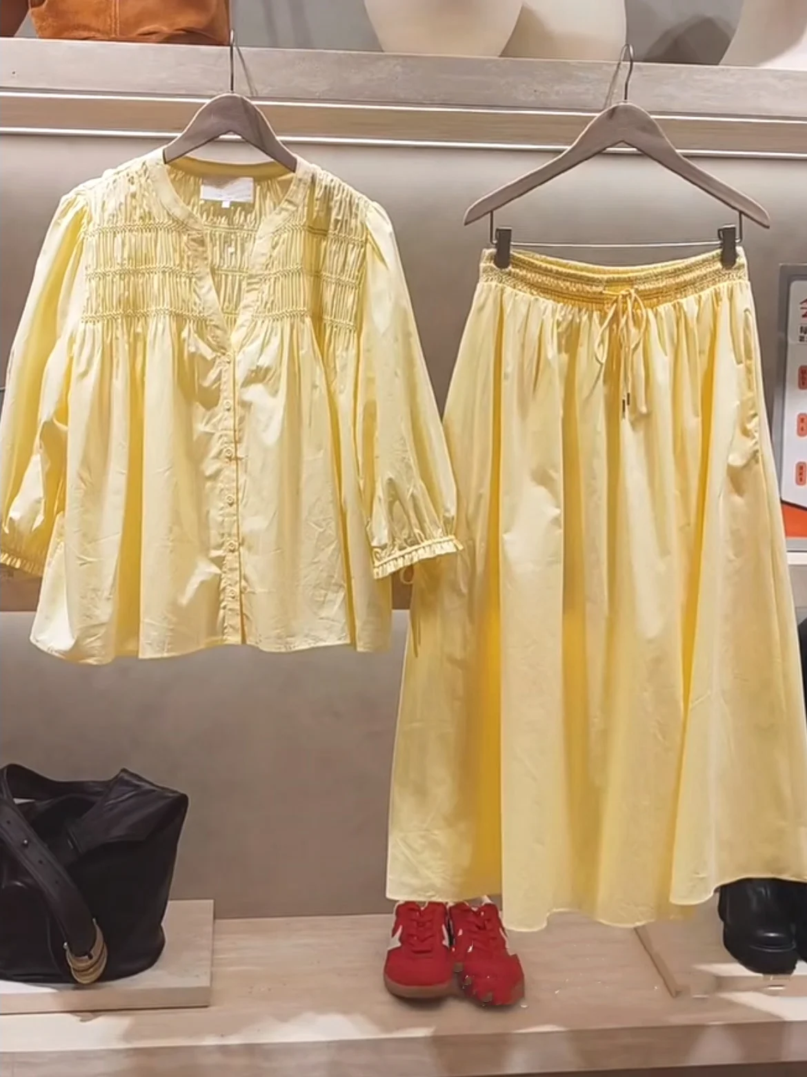 

Yellow Ruffle Hem Blouse And Skirt Set Spring Summer Vacation Style Long Sleeve Shirt Half Body Skirt Ensemble Women's Fashion