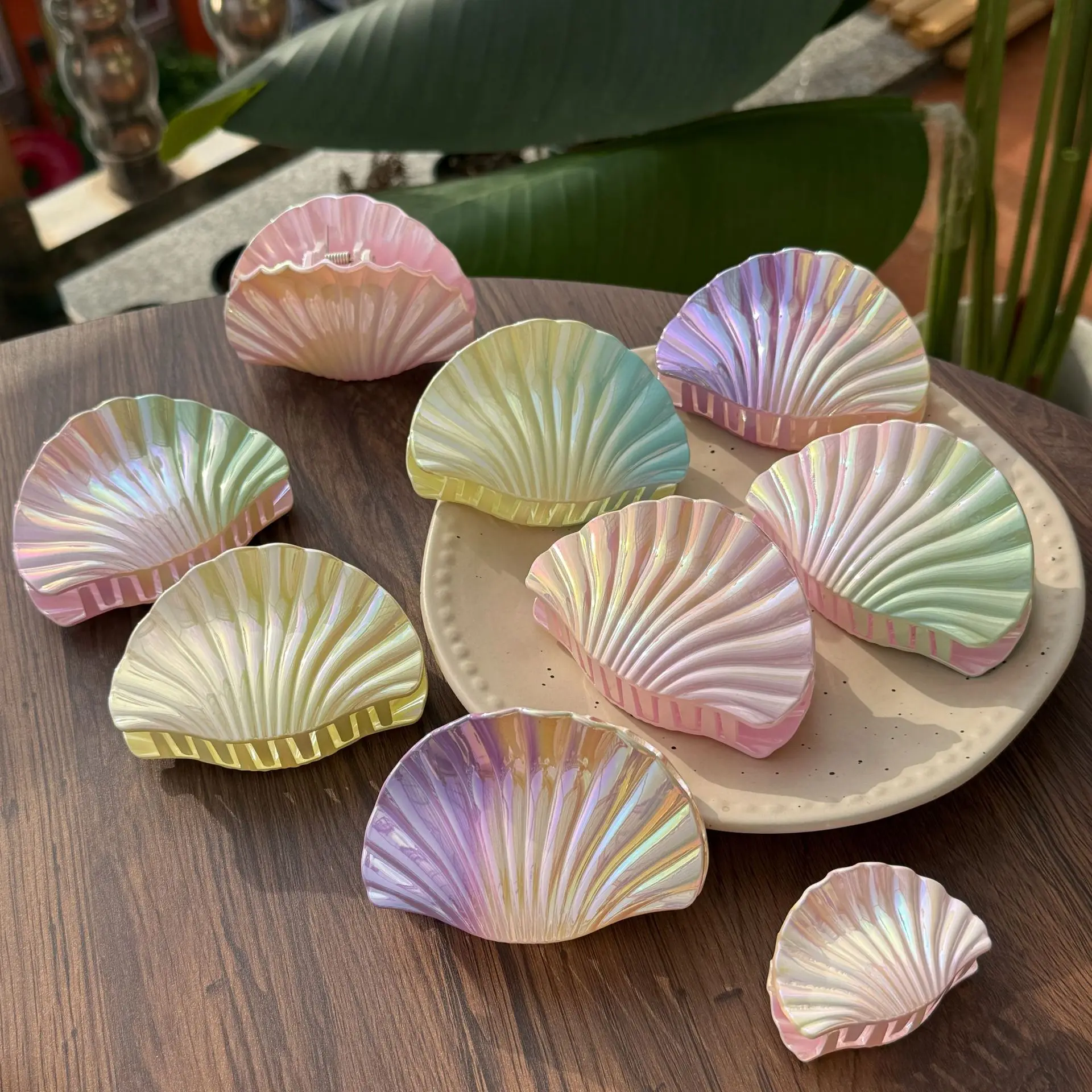 

НОВАЯ серия Ocean, градиентная оболочка, большой размер, коготь для волос, стиль летнего призвания, зажимы для волос, аксессуары для волос с когтями для женщин и девочек