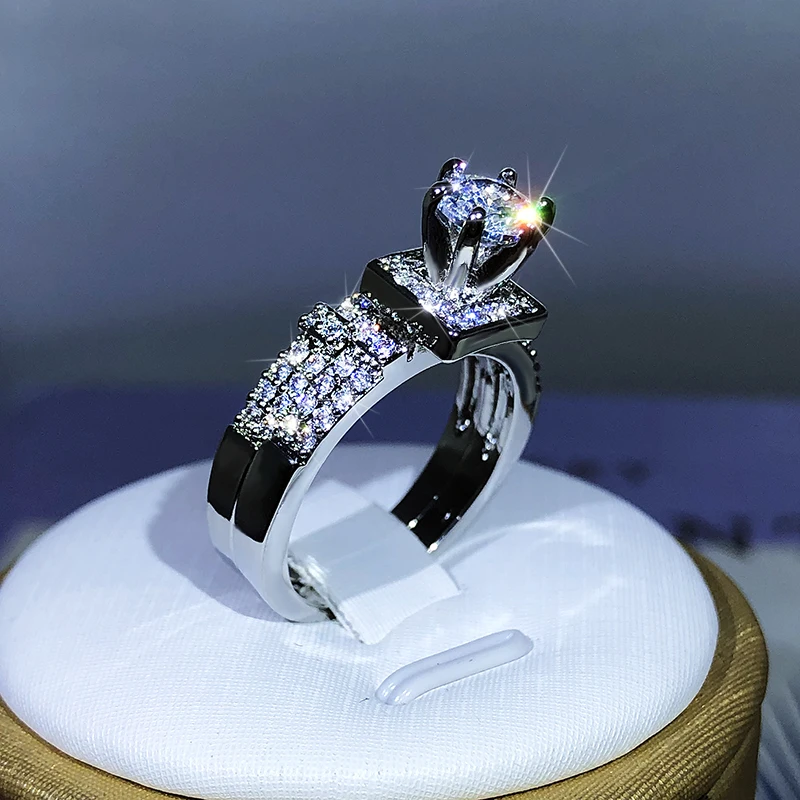 925 Silver Hot Sale New Simulation Diamond Heart Arrow Ring Female European And American Fashion Full Diamond Engagement Ring