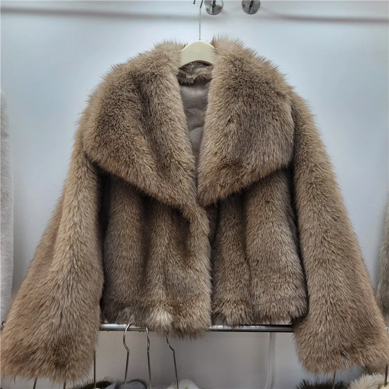 WTHT Trendy Fashion Women's Gradient Plush Fake Fur Warm Coat 2025 Winter New Lapel Long Sleeves Short Jacket Female 1LS2734