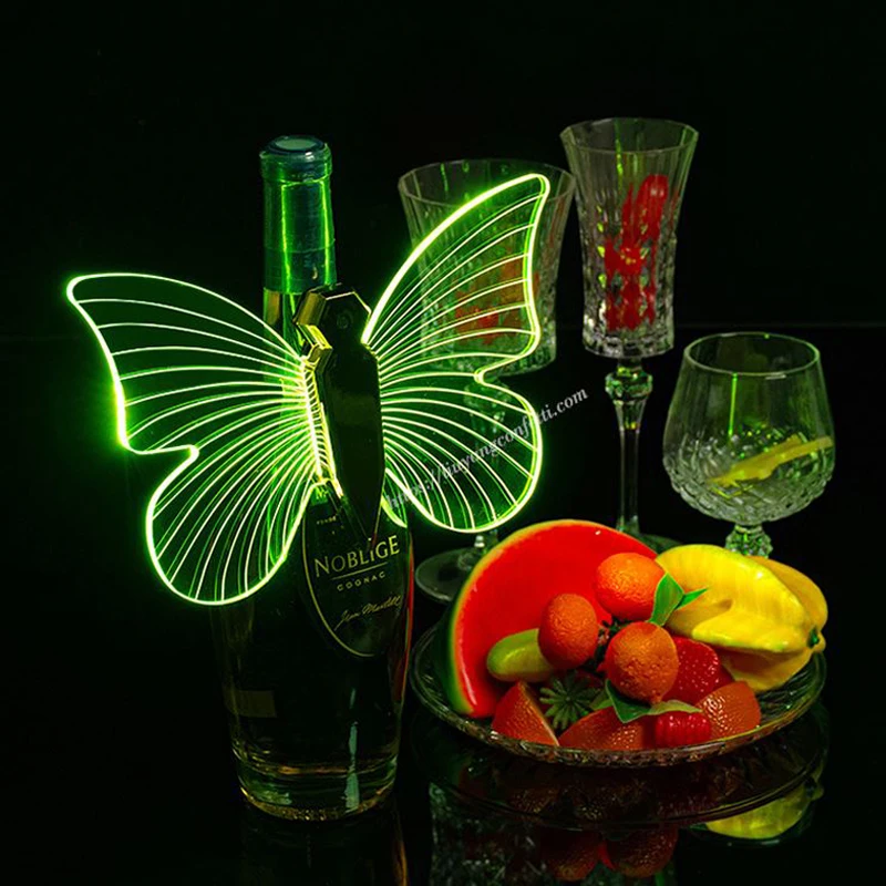 

LED Butterfly Wings Champagne Bottle Flashing Sparklers Topper Rechargeable Angel Wings Glowing Wine Cap Service Strobe Light