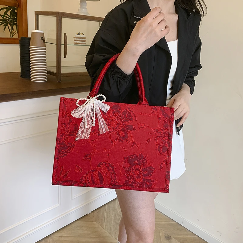 

Light Luxury High-Capacity Female Bag Handbag Practical Portable Multifunctional Versatile Temperament Fashion Elegant Simple