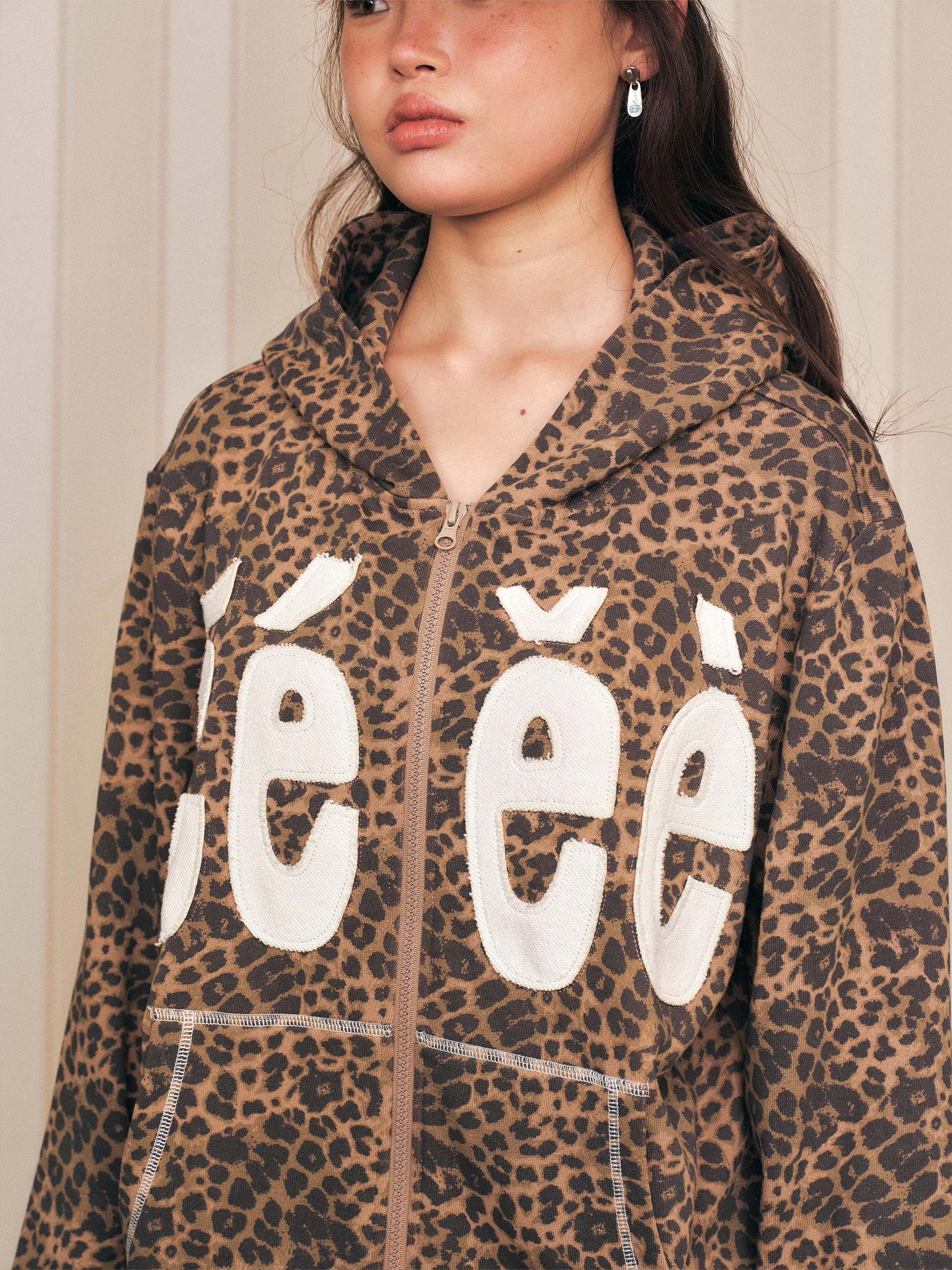 Dark Jungle Eeee Design Hoodie – Embroidery Design Logo Bewertung und Preis