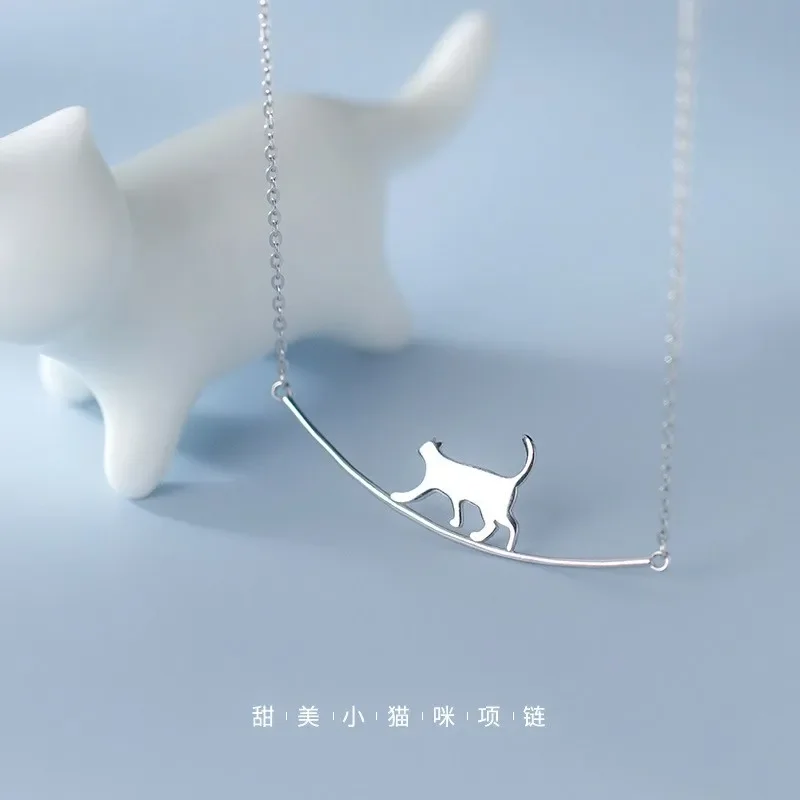 Nowe mody prosty spersonalizowany 925 Sterling Silver biżuteria Cute Animal Walking Cat łańcuszek do obojczyka naszyjnik dla kobiet