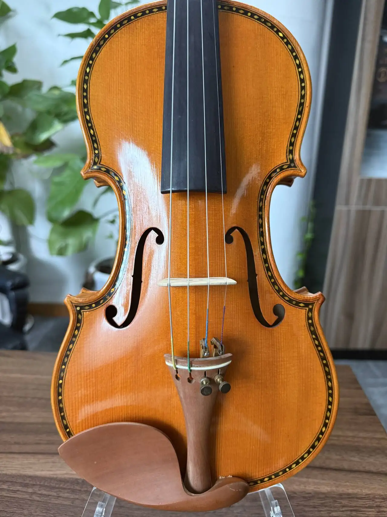 Tongling advanced handmade violin professional violin 4/4 spruce, carved violin with bow and case