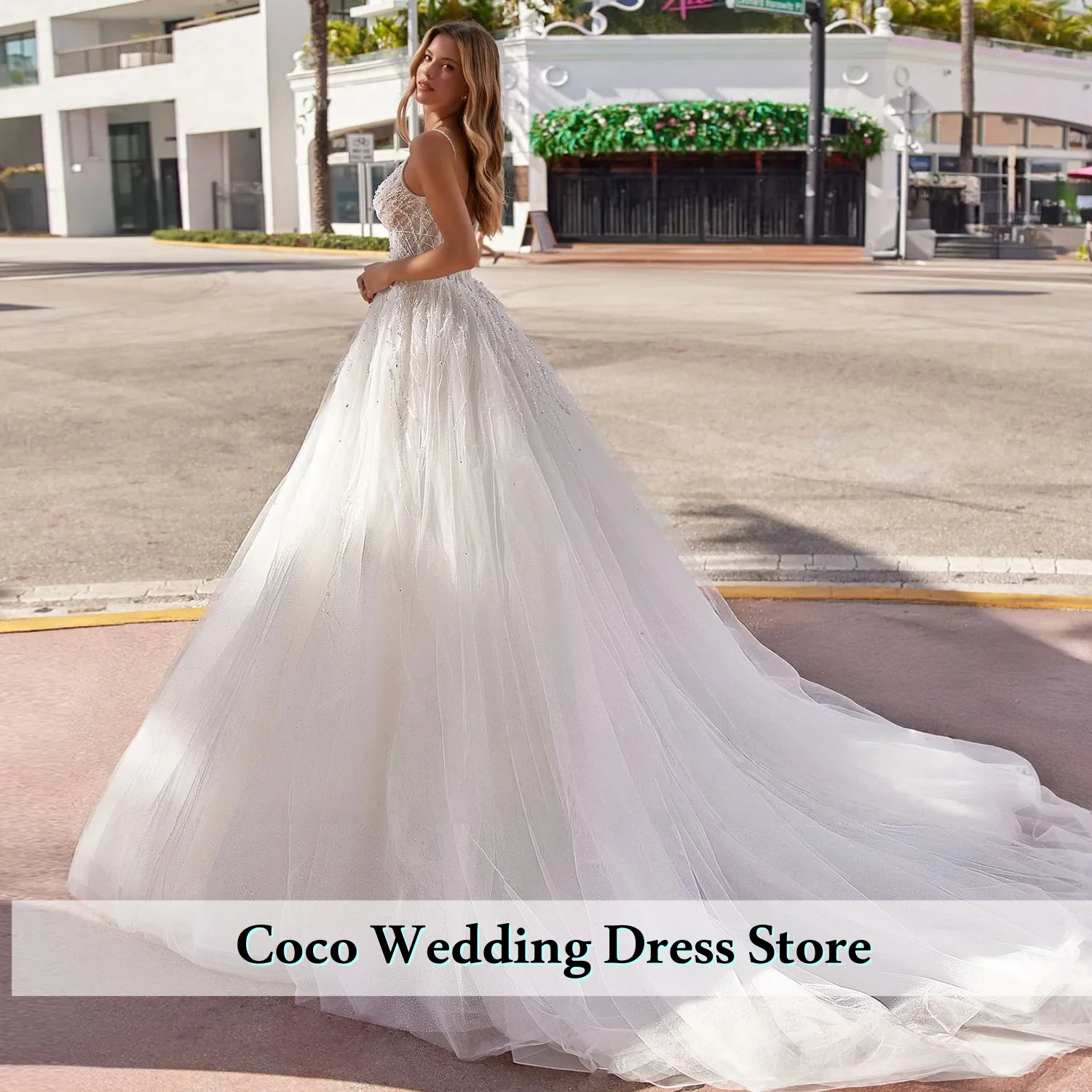 Customized Elegant Pearls Lace Thin Shoulder Straps Sweetheart Neck Zipper Tulle A-Line Bridal Wedding Dress Vestido De Novia