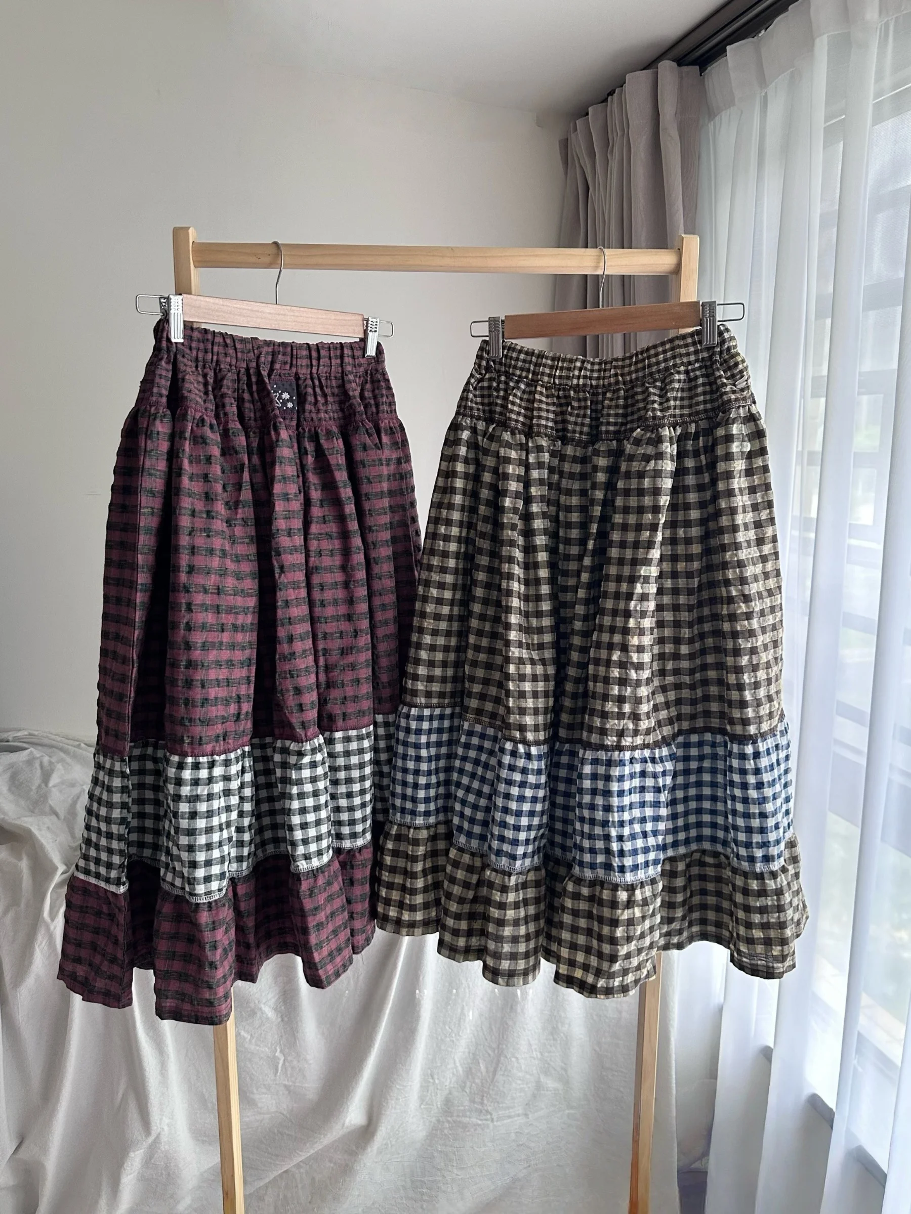 

Coyseio Plaid Color Blo Layered A-Line Skirt High Waist Cake Skirt Teenage Girl Student Casual Commuting Date Beach Skirt